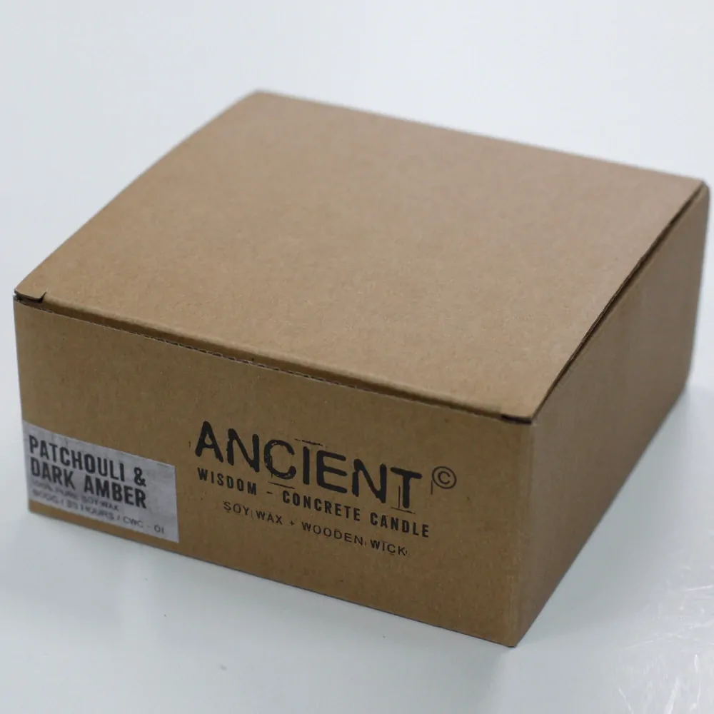 Ancient Wisdom Sojová svíčka v betonu Patchouli a Tmavý Jantar 900g