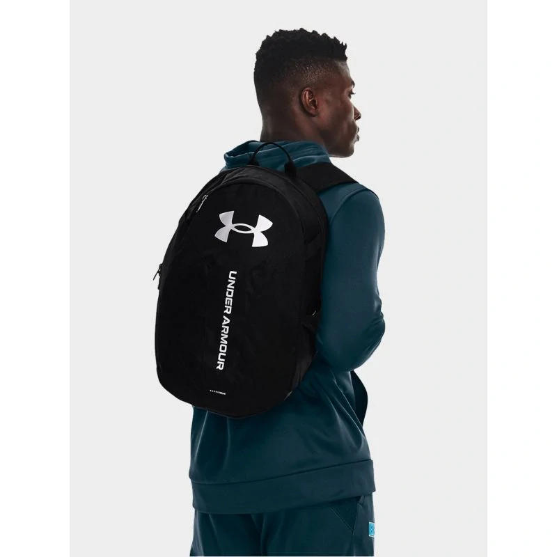 Under Armour 1364180-002 Backpack černý 26,5l