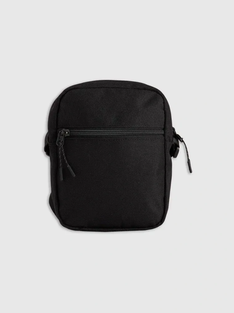 4F U128 crossbody taška 4FWAW26APOUU128 černá