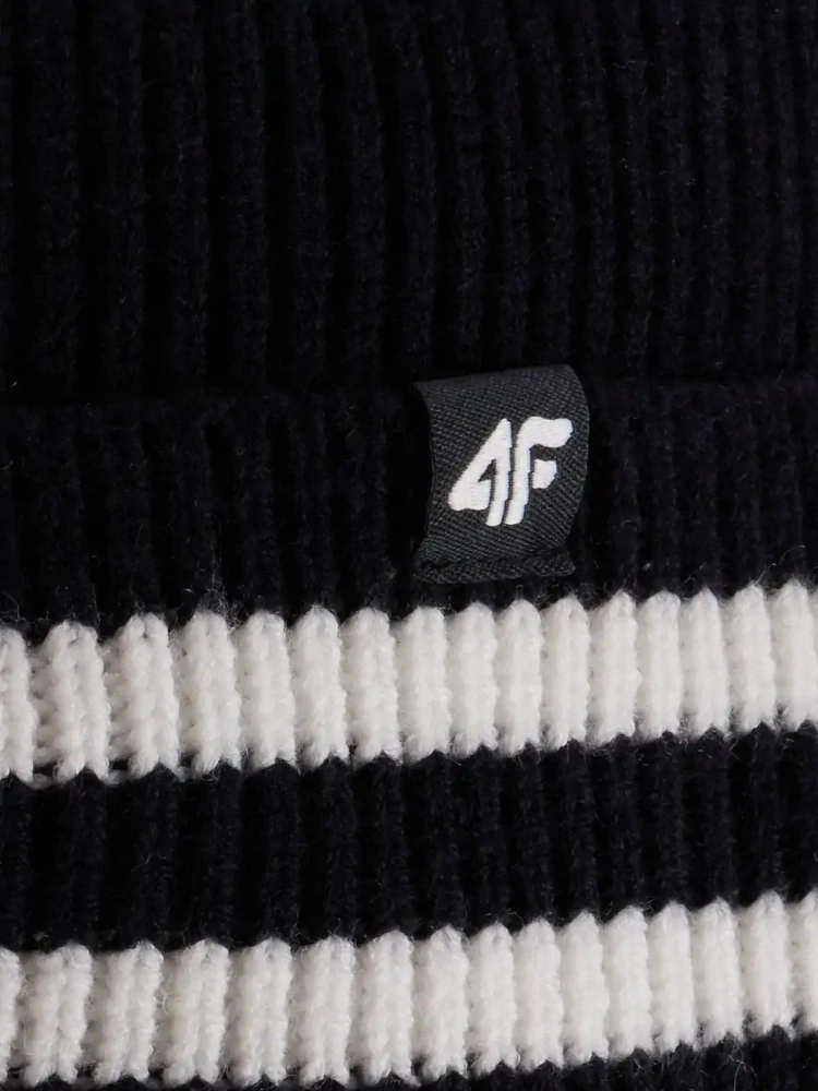 4F Pánská zimní čepice 4FWAW26ACAPM0835 Black