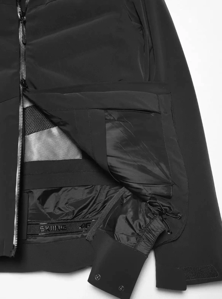 4F Dámská lyžařská bunda F 584 membrána Dermizax 20000 Black